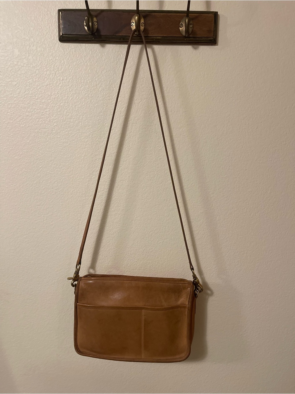 Vintage Coach Tan Leather Companion Bag 70’s Made in NYC - Picture 8 of 16